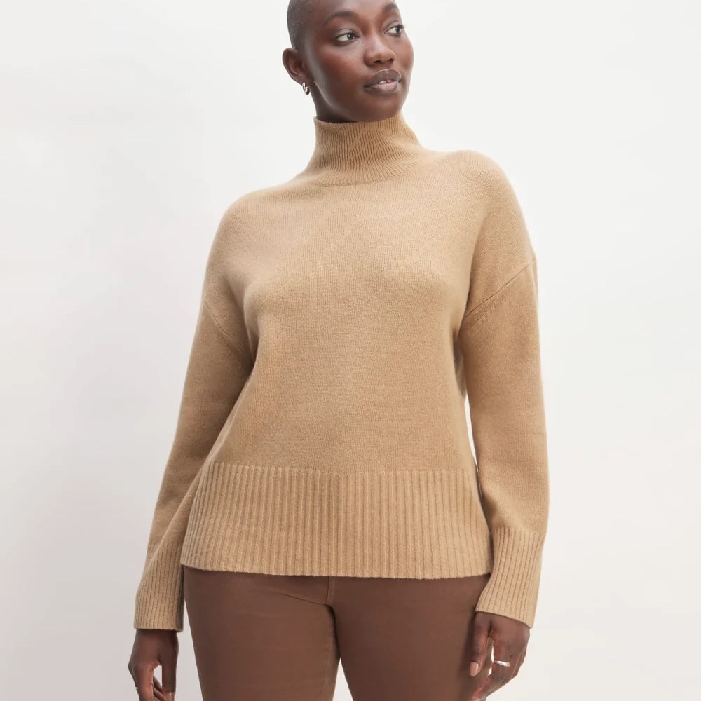 Everlane Cashmere Tan Turtleneck Sweater - Picture 4 of 6